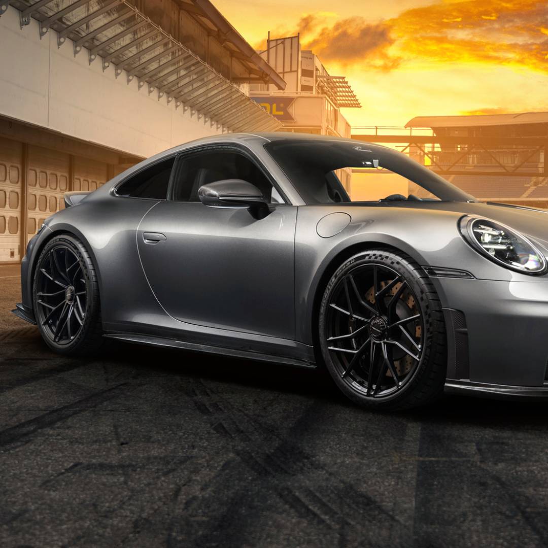 TECHART Carbon Side Skirts for 992.2 GT3