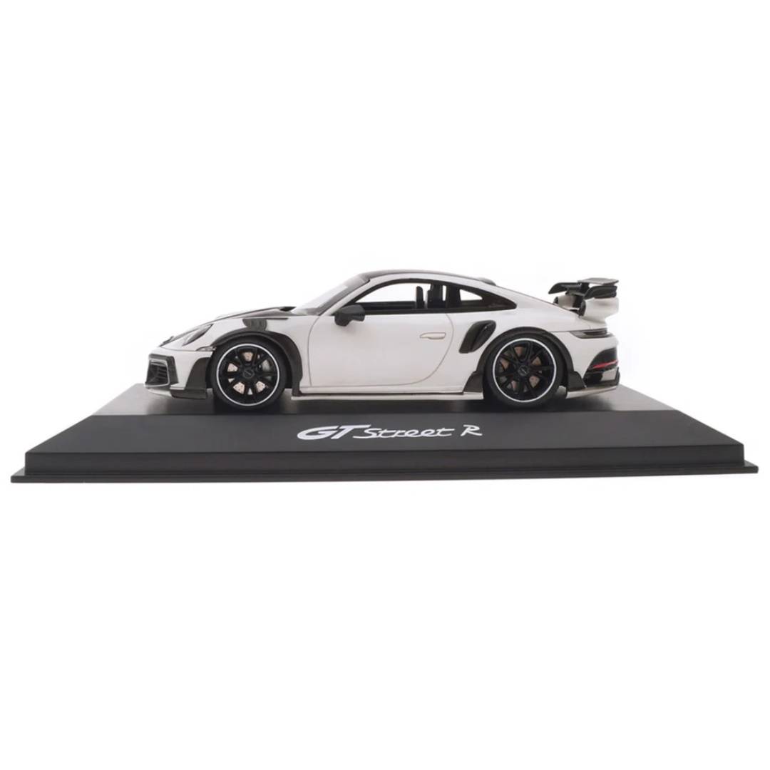 TECHART GTstreet R (992) Sammlermodell 1:43