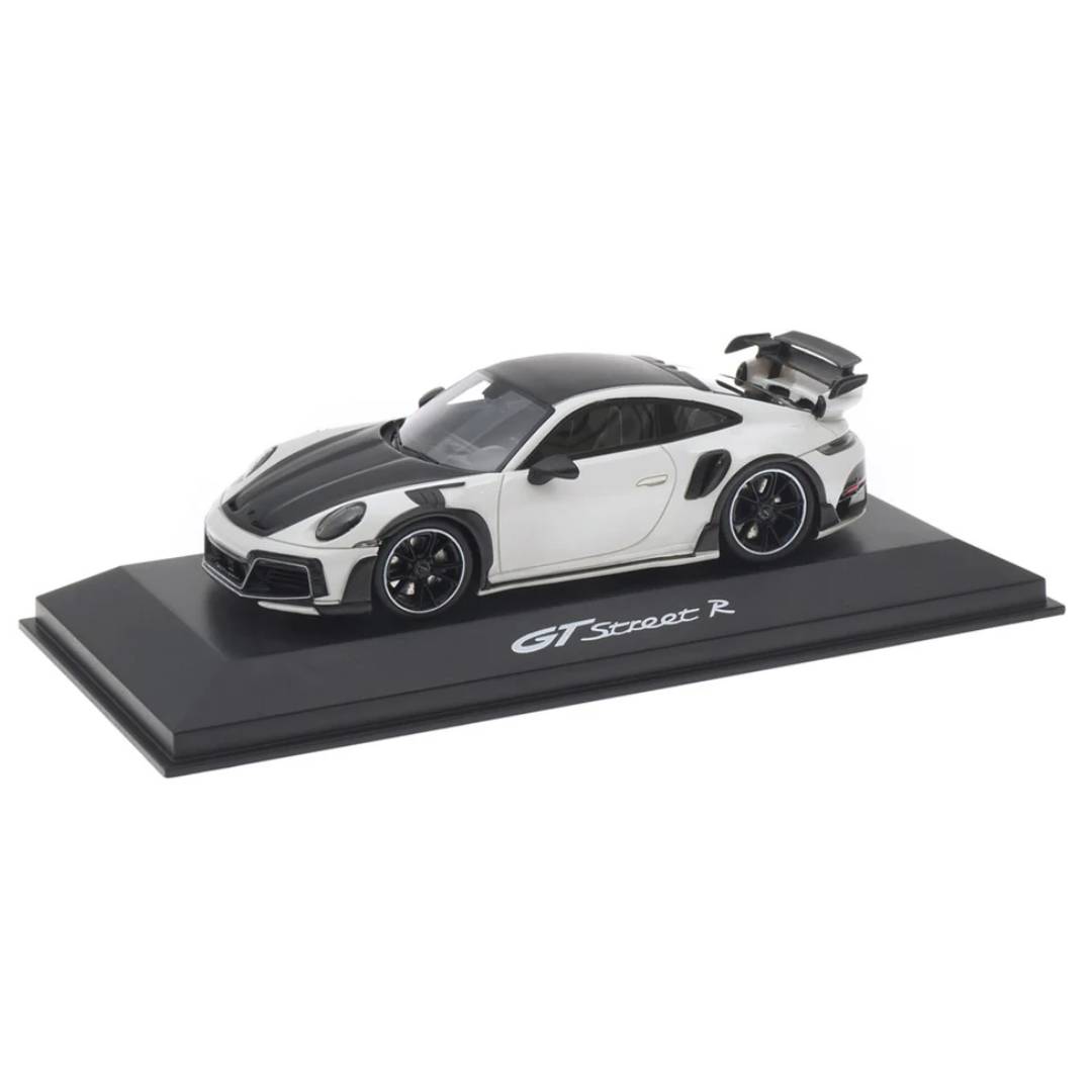 TECHART GTstreet R (992) Sammlermodell 1:43